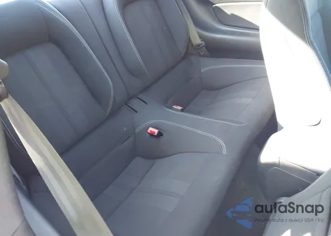 2019 Ford Mustang Ecoboost z USA, uszkodzony, nr VIN 1FA6P8TH9K5196585